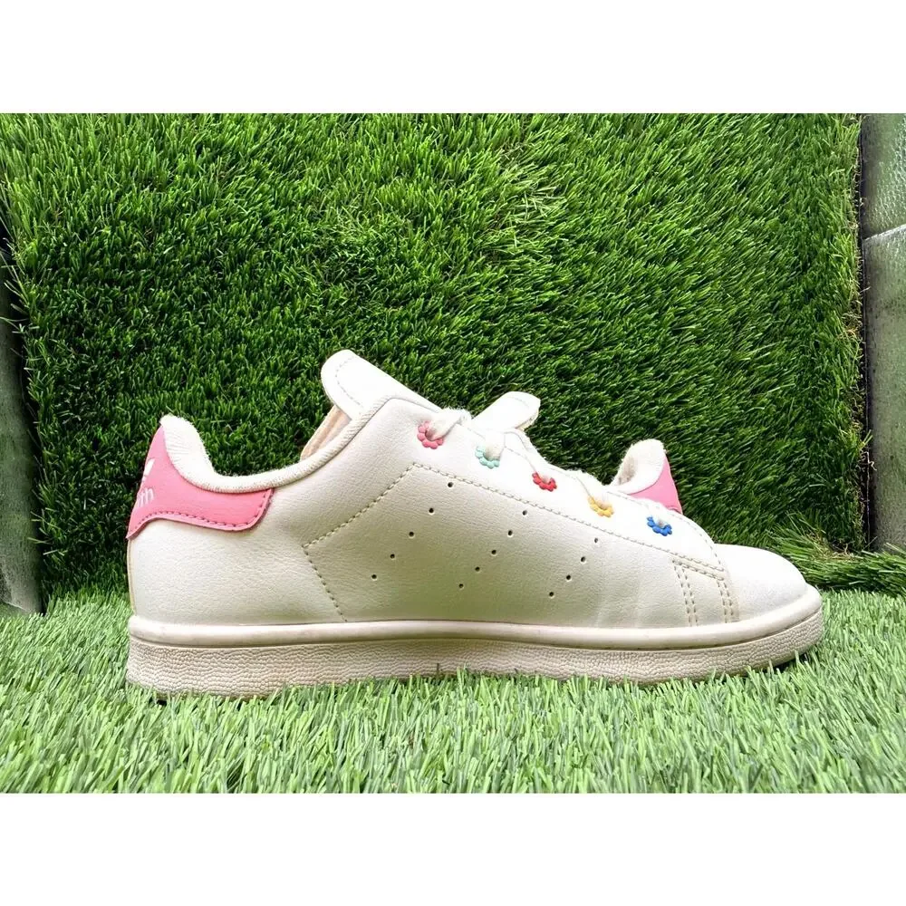 Adidas x Hello Kitty Stan Smith ID7231 Athletic Sneaker Girls 3 White Synthetic